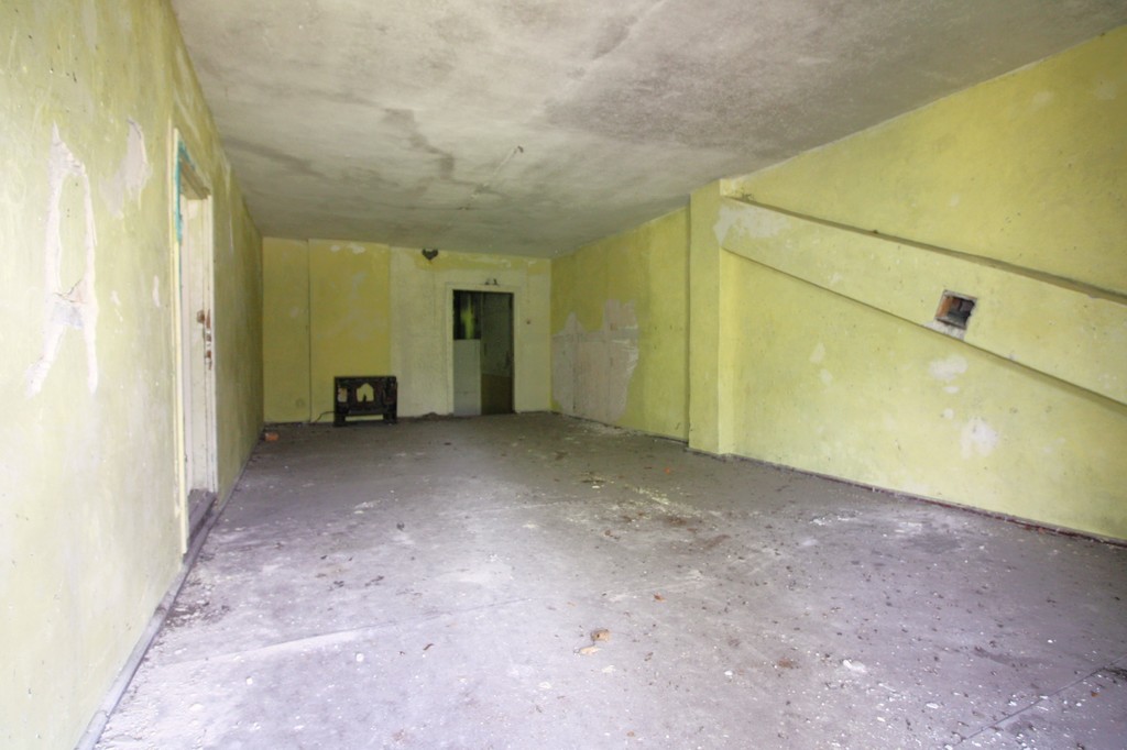 Obiekt na sprzedaż Strzyżno 1 680 m2 | Arka Nieruchomości