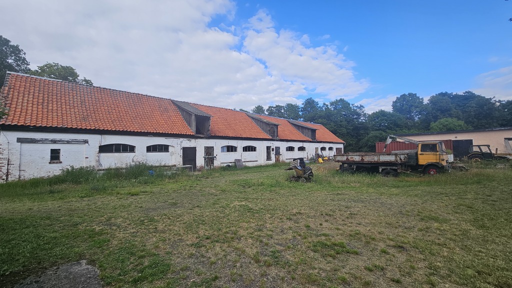 Obiekt na sprzedaż Sierakowo 1 240 m2 | Arka Nieruchomości