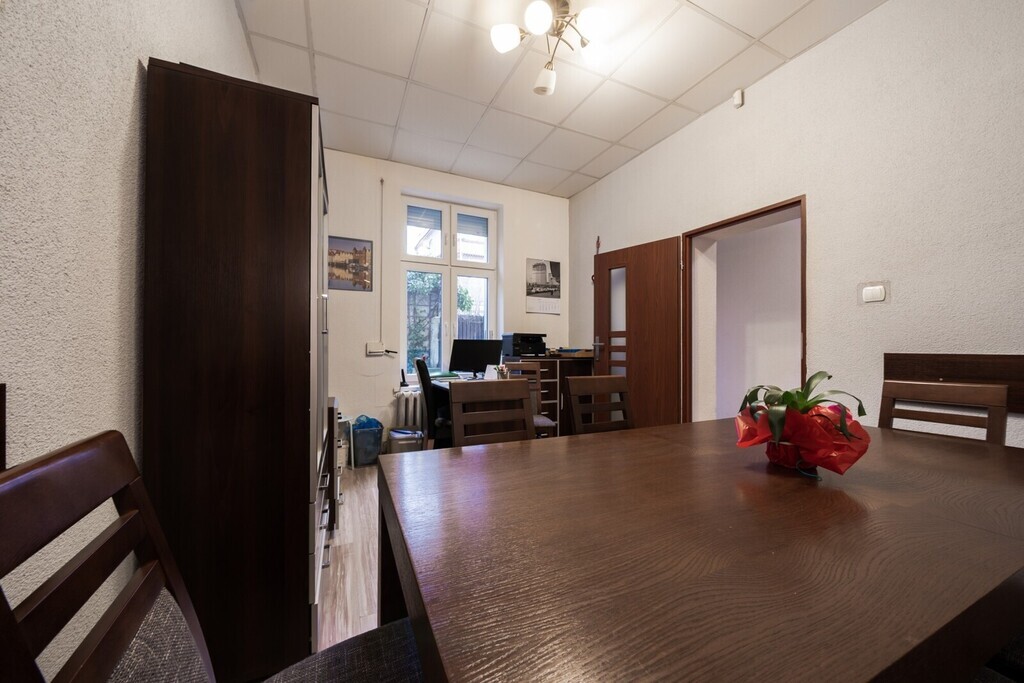 64m2 z oddzielnym wejściem w centrum Wrzeszcza