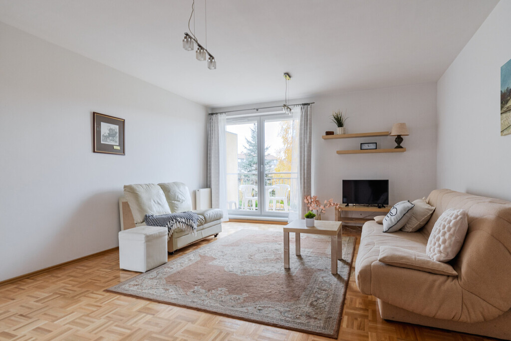 Przestronne 3 pokoje - 4 Pory Roku - ŁOSTOWICE